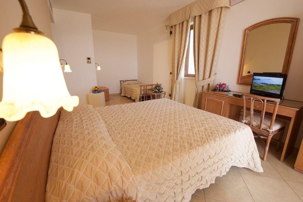 Hotel Portonuovo Vieste Esterno foto