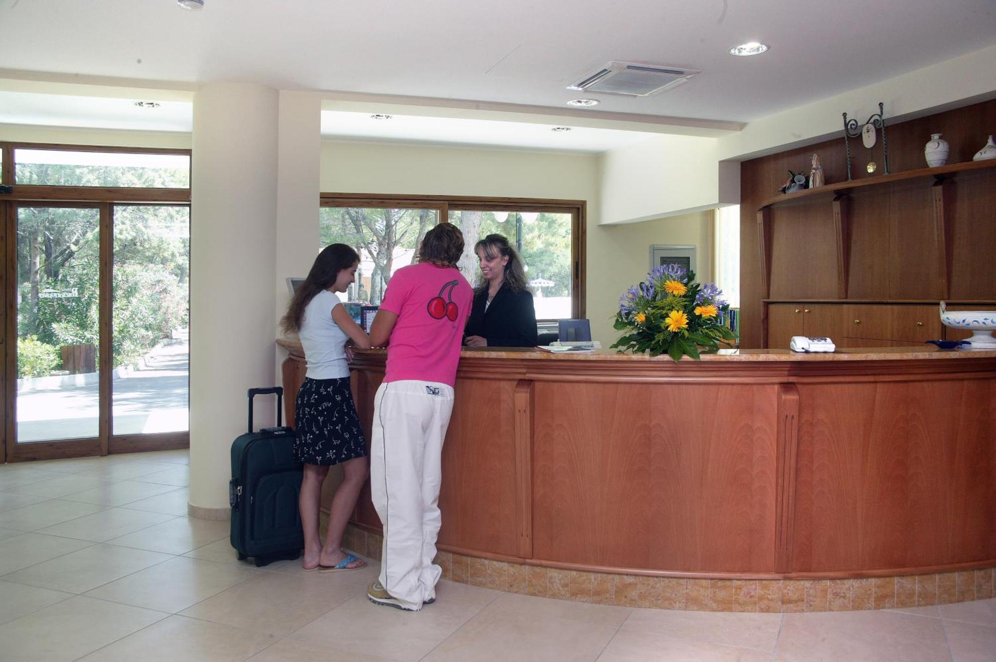Hotel Portonuovo Vieste Esterno foto